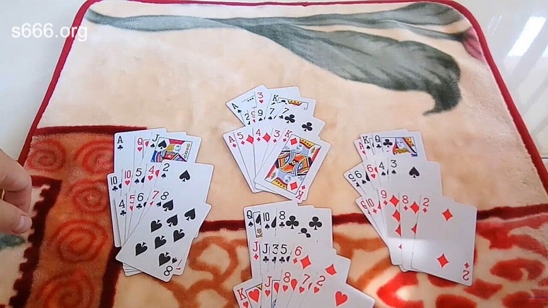choi bài binh xập xám